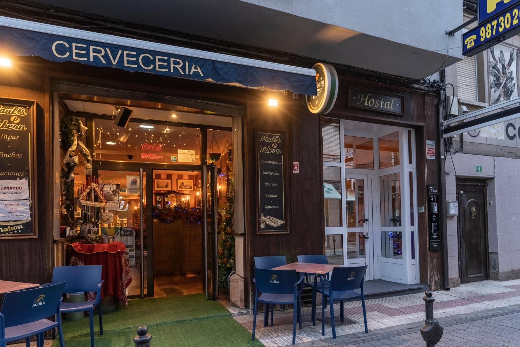 Hostal Julio Cesar La Virgen del Camino Dış mekan fotoğraf