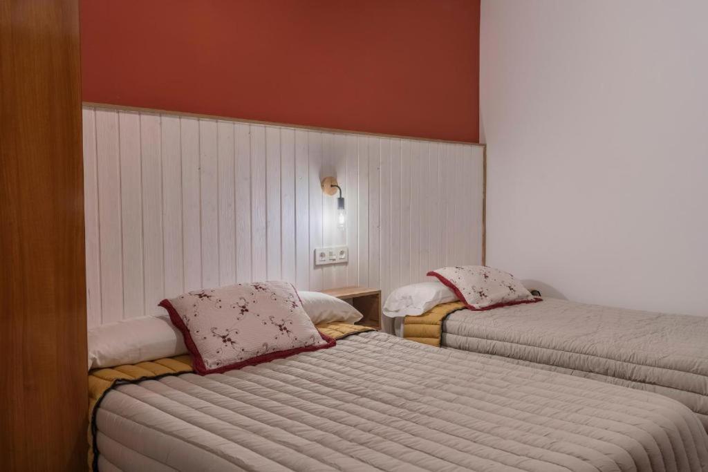 Hostal Julio Cesar La Virgen del Camino Dış mekan fotoğraf